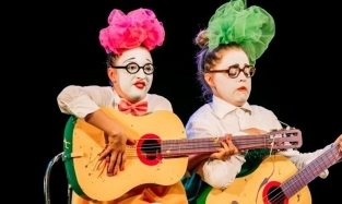 Не поешь, не танцуешь, а платят: Мишустин нашел творческие профессии