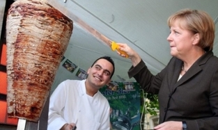 «Высокая» кухня: в Госдуме предложили дать «правильный» рецепт шаурмы