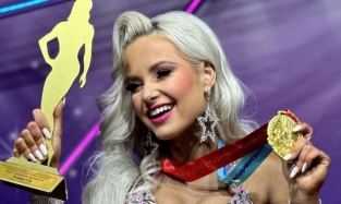 Эстрадная певица стала чемпионкой Омской области по бодибилдингу