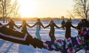 Экопоселение АзъГрадъ приглашает встретить день зимнего солнцестояния на природе 