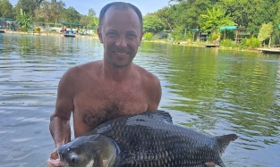 Омич хорошо отдохнул в Таиланде: наловил огромных рыб