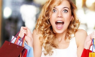 В преддверии лета россияне покупают новую одежду, копят на отпуск и ремонт