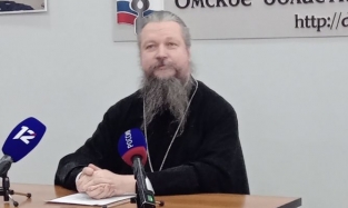 Омский митрополит Дионисий не в восторге от концертов на Соборной площади 