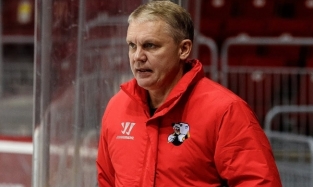 Серия проигрышей заставила омский "Авангард" изменить тренерский штаб