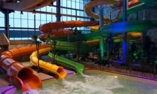 В Омской области за нарушения закрыли аквапарк базы отдыха «Политотдел»