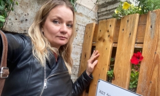 Звезда «Пятого театра» сыграет моноспектакль прямо на «Пешеходном Любинском»