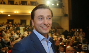 Звезду культовой «Бригады» Сергея Безрукова ждут в Омске