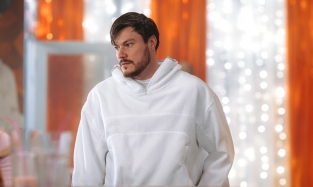 Секс-символ из Омска снимается в сериале с Пореченковым и Охлобыстиным