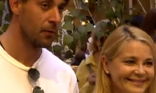 В Омске звезда театра и кино похвасталась фигурой 