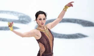 Звезду российского спорта настойчиво преследует назойливый фанат