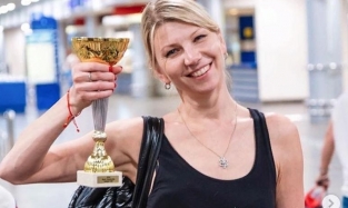 Омской чемпионке, жене звезды эстрады исполнилось 55