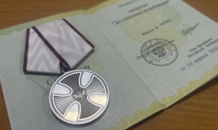 Омский росгвардеец получил медаль «За спасение погибавших»
