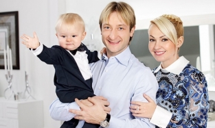 Сын Плющенко и Рудковской снялся в рекламе зубной пасты