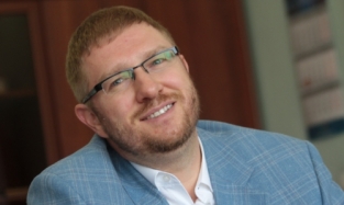 Директор «12 канала» ищет, с кем бы «расписать пульку»