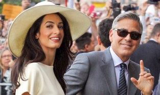 Джордж Клуни с женой собираются усыновить ребенка из Сирии