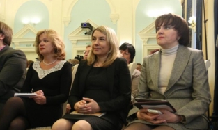 На пресс-конференции Назарова омские журналисты нарушали дресс-код