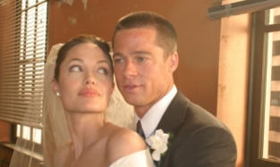 Анджелина Джоли и Брэд Питт на самом деле не женились этим летом