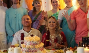В Омске прошла первая вегетарианская свадьба