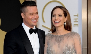 Брэд Питт и Анджелина Джоли побывали на чаепитии в Кенсингтонском дворце