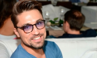 Билан шокировал поклонников обнаженкой