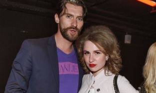 Германика и Любушкин вышли в свет