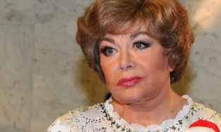 Легендарная Пьеха еще ни разу не видела своих правнуков