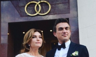 Певец Влад Топалов женился на дочери миллионера