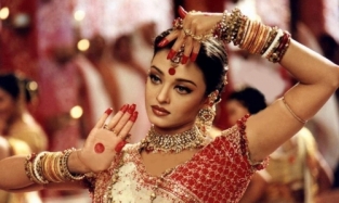 Индийские танцы от производителей