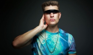 Диджей Огурец раскачает ваш попе...