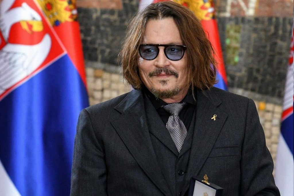 Джонни Депп внезапно стал героем Сербии | Новости | MC2. Cветская жизнь  Омска.