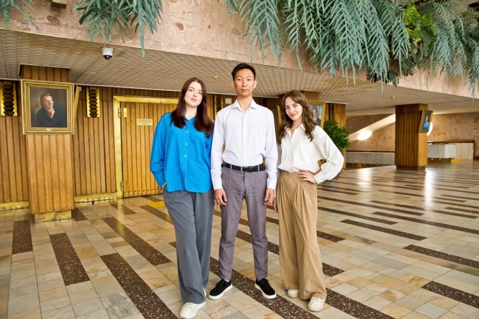 фото с сайта Омского музтеатр