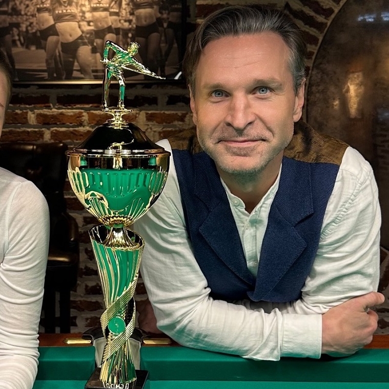 Евгений Онегин засветился в новом амплуа